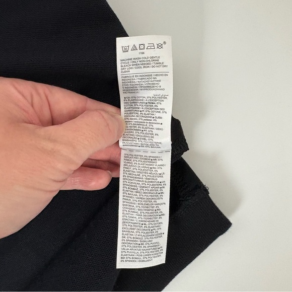 NWT Athleta Retro Terry V-Neck Sweatshirt Black S - Picture 9 of 10